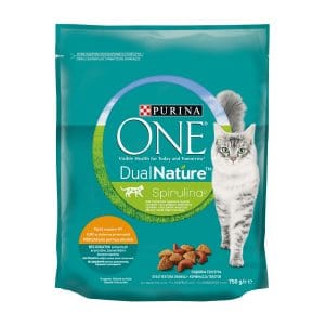 Сухий корм PURINA ONE Adult Dual Nature Spirulina для дорослих котів з куркою 750 г